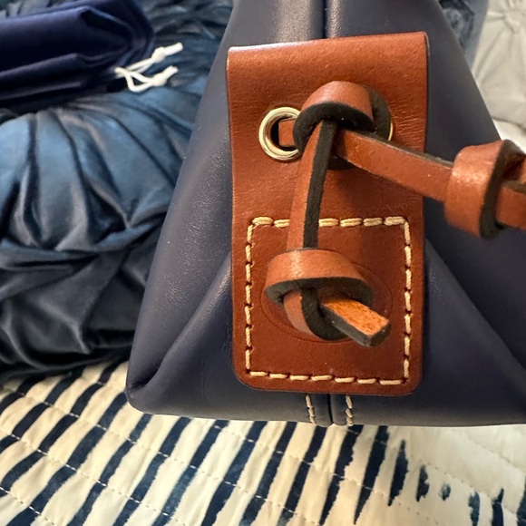 New Dooney and Bourke hobo! - Picture 5 of 11